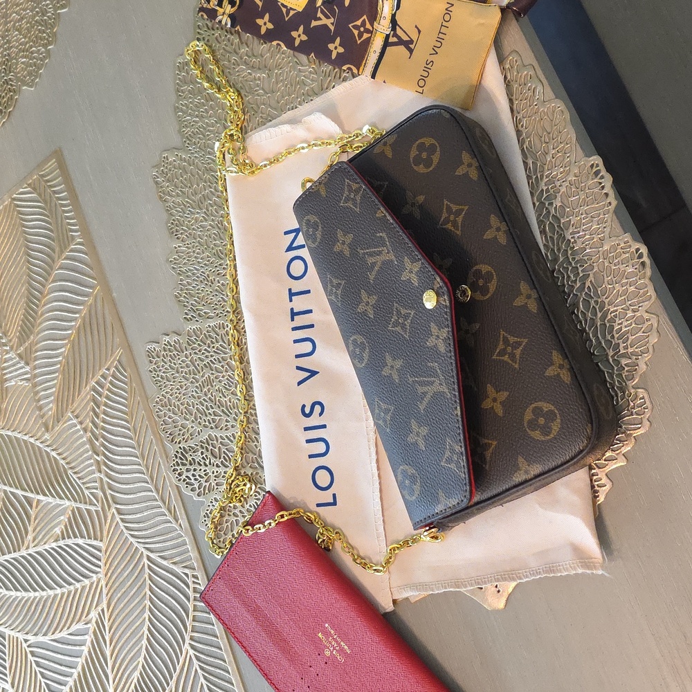 Louis Vuitton Monogram Brown Clutch with Gold Chain